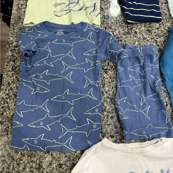 Boys 4T Pajama Bundle - Picture 4 of 8